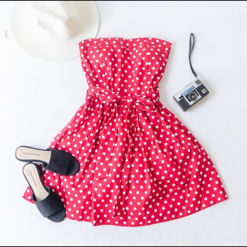 Copper Closet Strapless mini dress